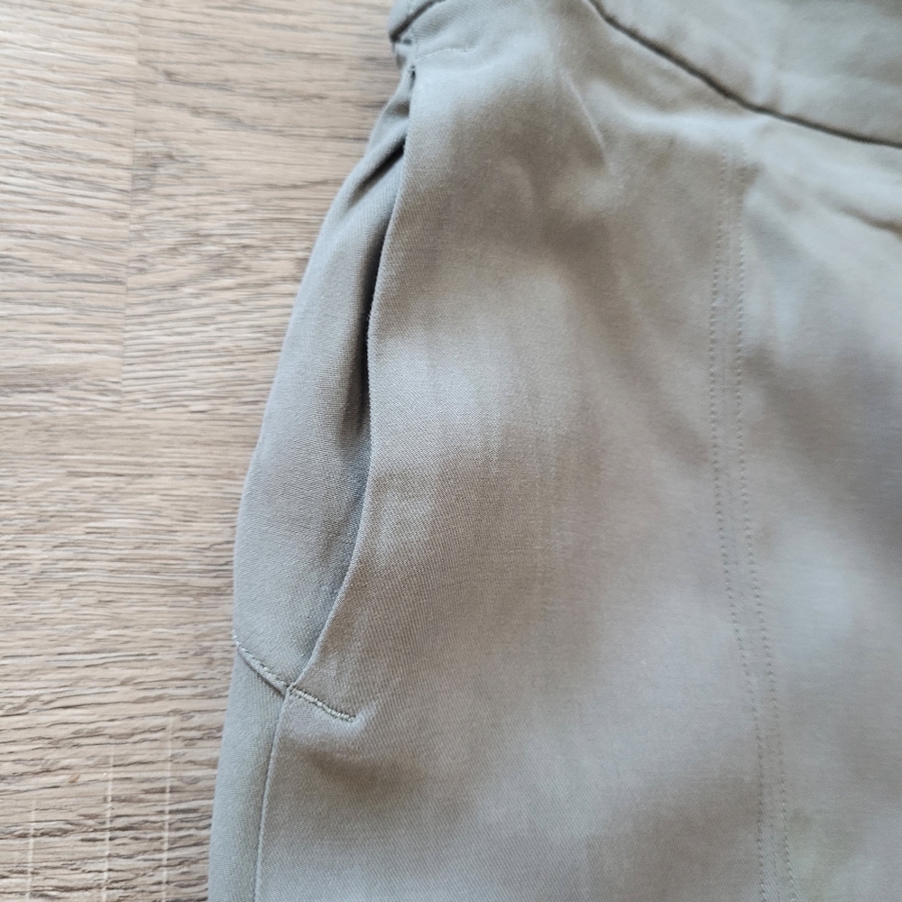 Lululemon Metropolis Maven HR Crop - Picture 6 of 11